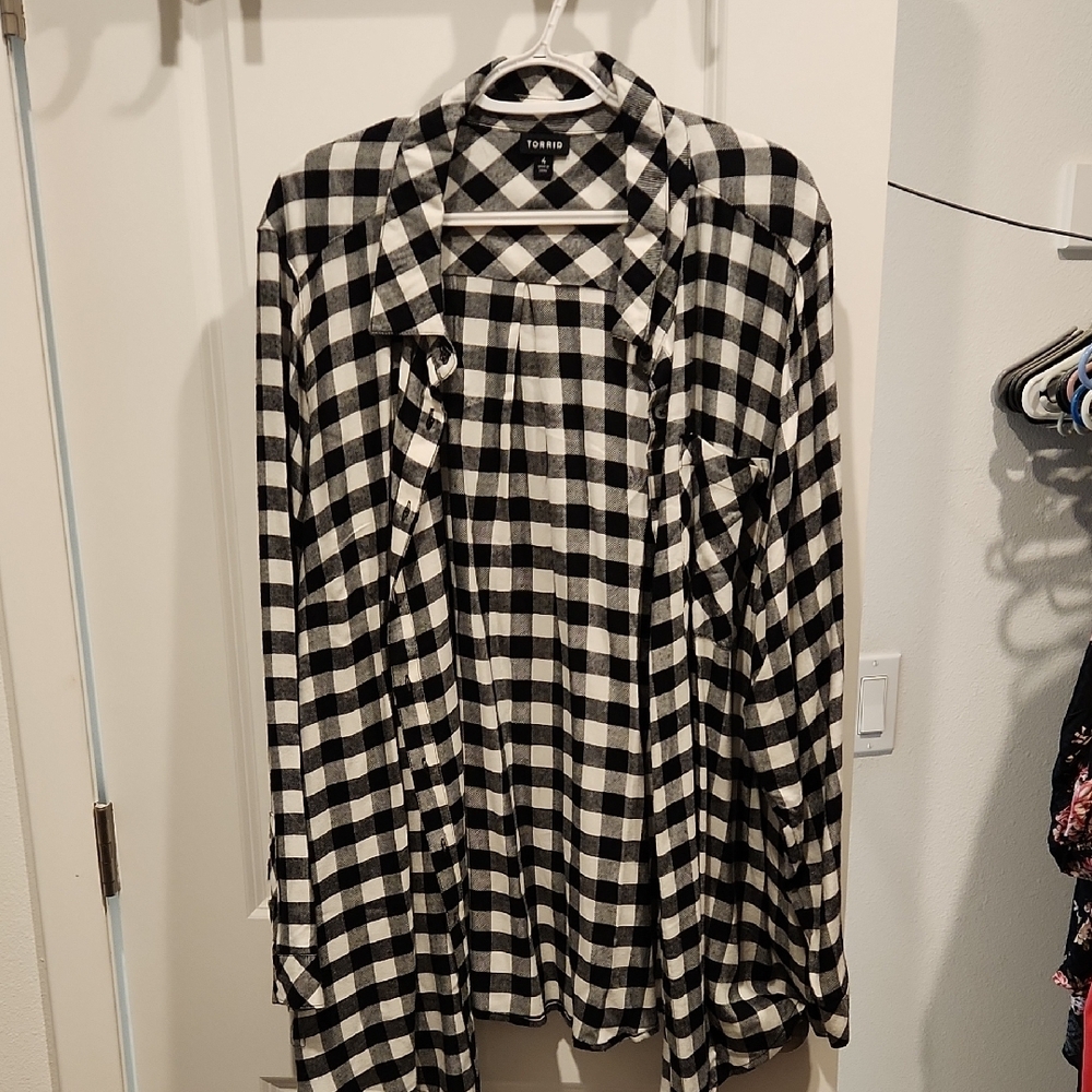 Torrid Black and White Checkered Top